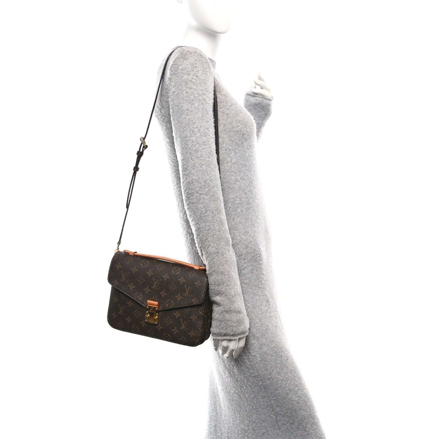 Louis Vuitton Monogram Pochette Metis 2 of 11