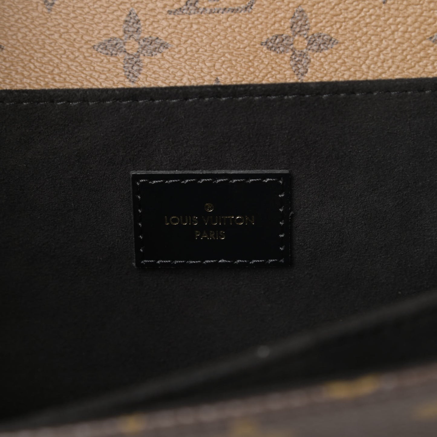 Reverse Monogram Pochette Metis
