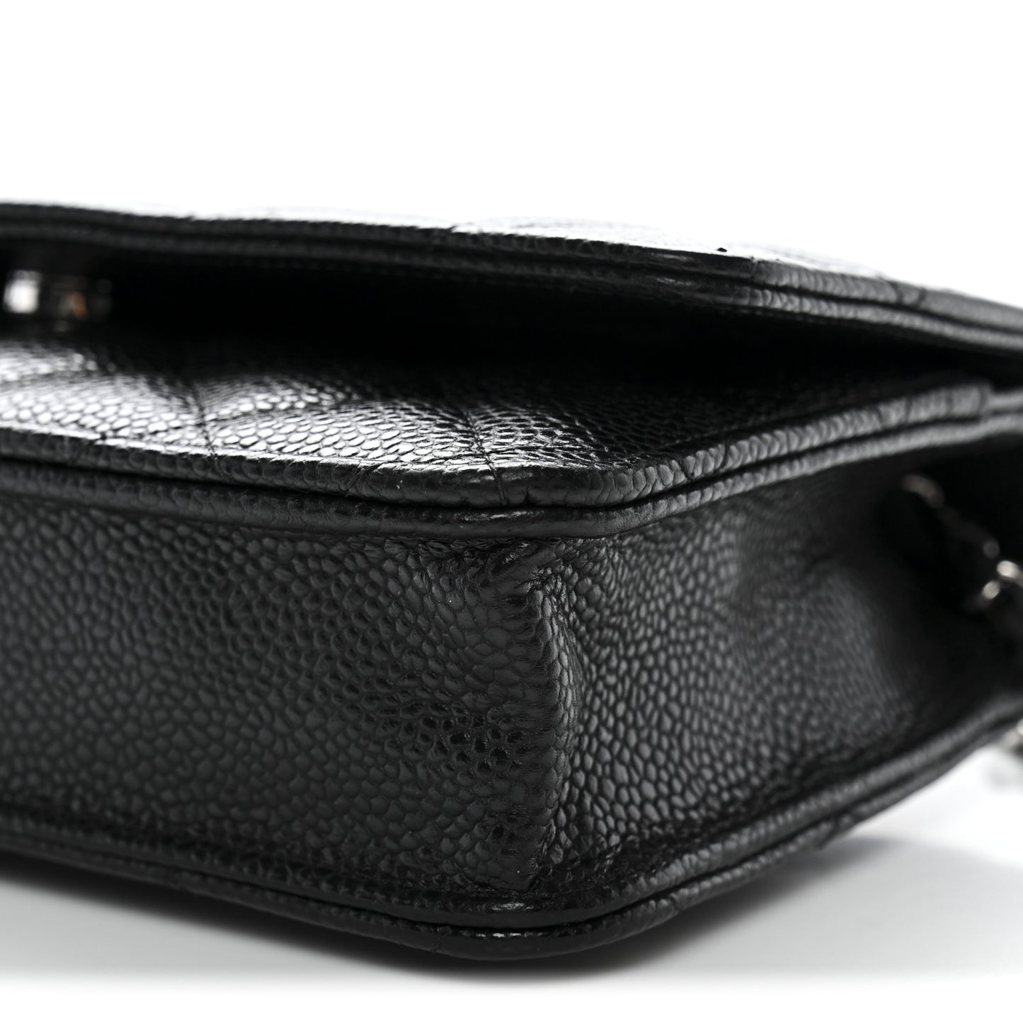 Caviar Quilted Wallet on Chain WOC Black