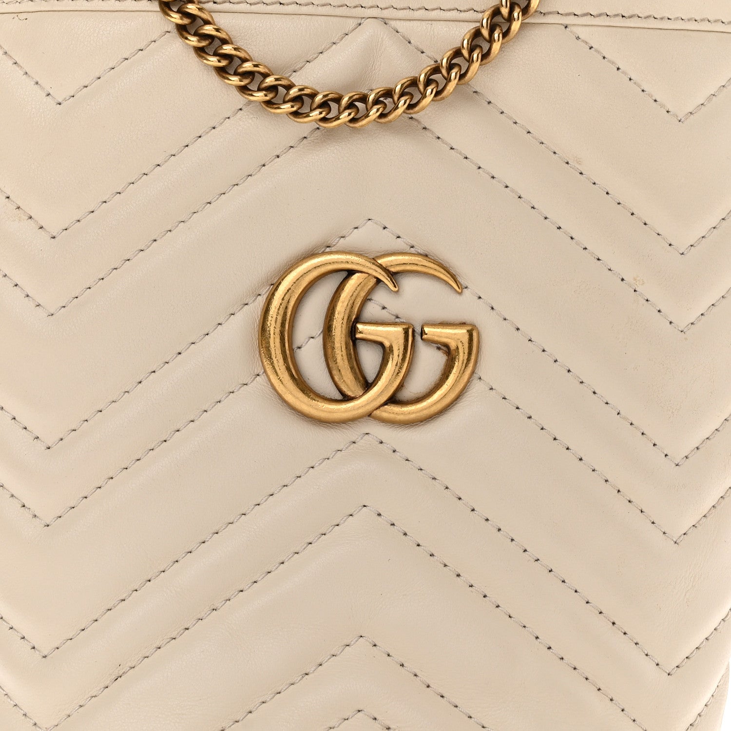 Gucci Calfskin Matelasse Mini GG Marmont 2.0 Bucket Bag White 8 of 10