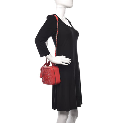 Chanel Caviar Quilted Medium CC Filigree Vanity Case Red 2 of 10