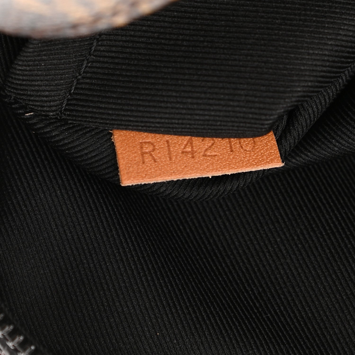 Louis Vuitton X NIGO Giant Damier Ebene Monogram Nil Messenger 7 of 10