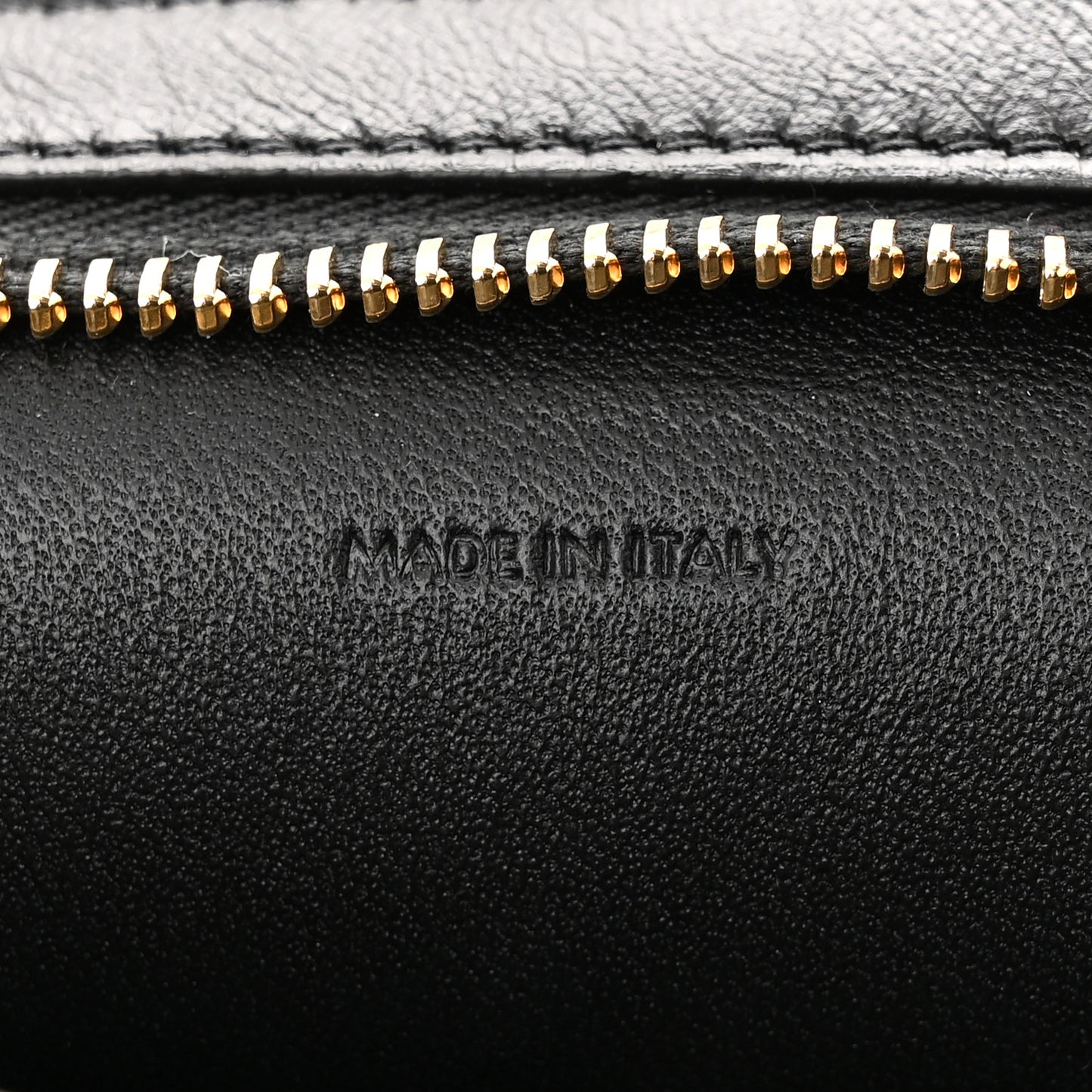 Triomphe Calfskin Wiltern Clutch Black