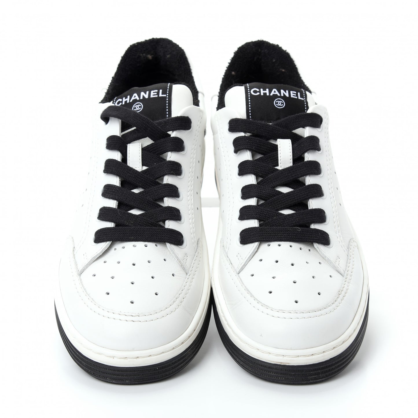 Calfskin Womens Logo Sneakers 40 Black White