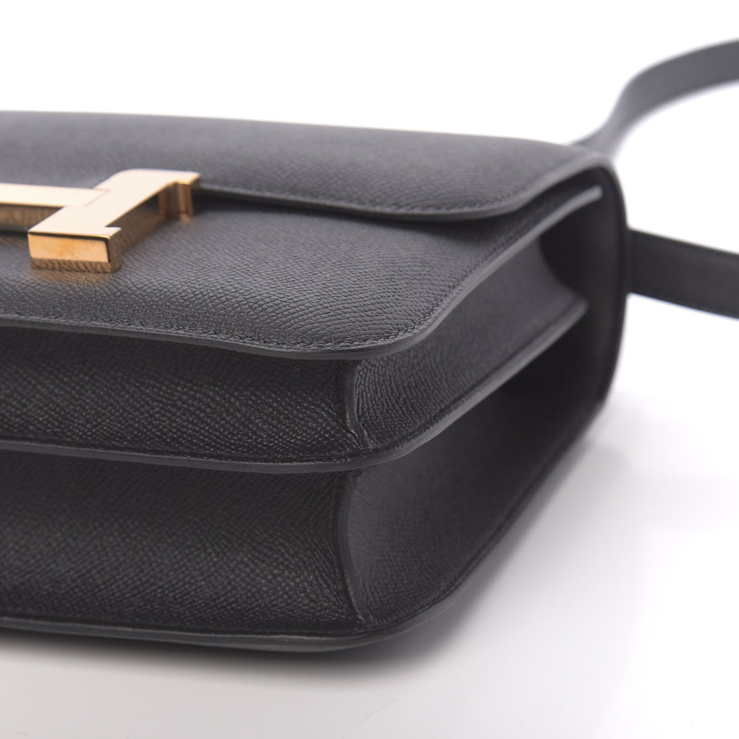 Epsom Constance 24 Black