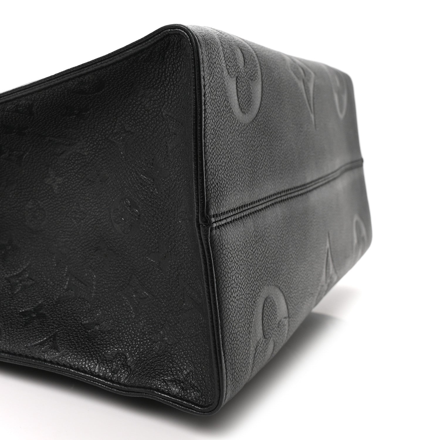 Louis Vuitton Empreinte Monogram Giant Onthego GM Black 8 of 9