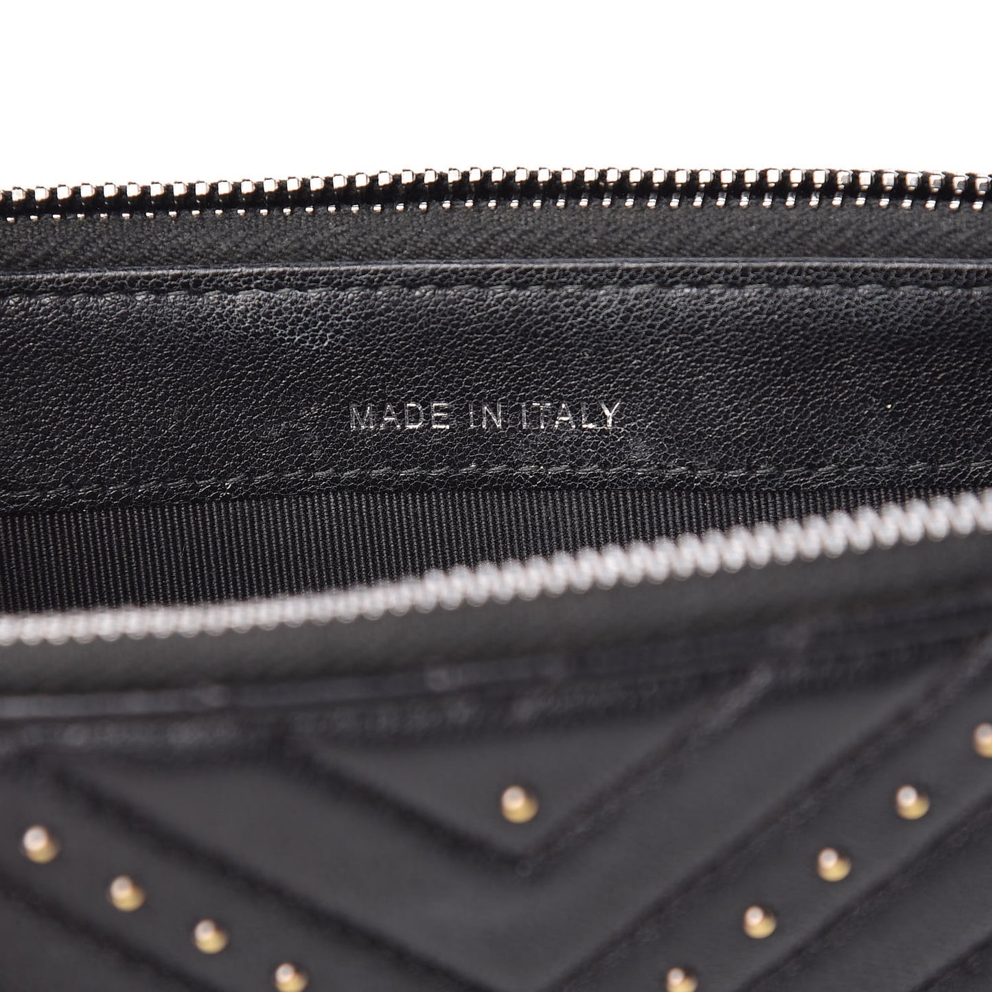 Sheepskin Chevron Quilted Studded Reissue Small Clutch With Chain Black