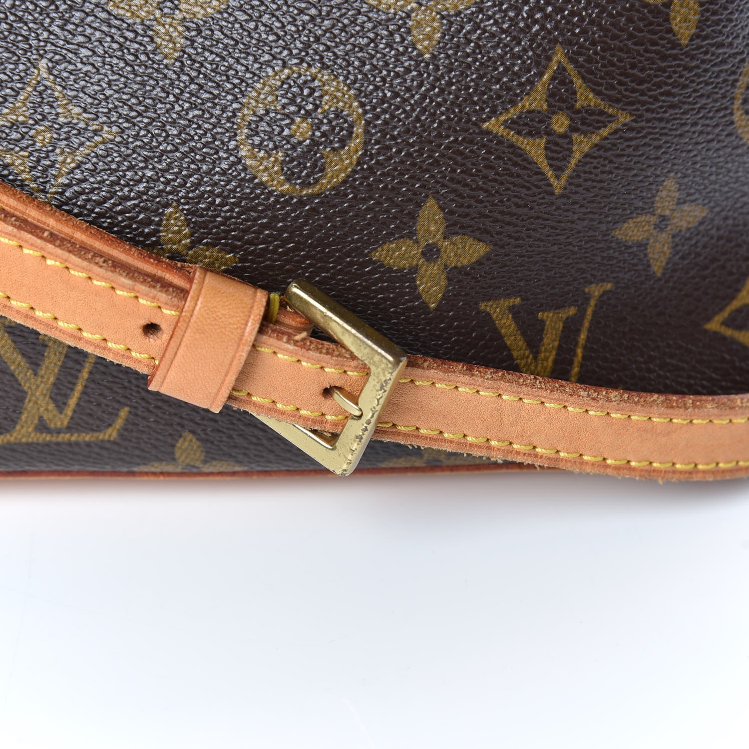 Louis Vuitton Monogram Trotteur 11 of 15