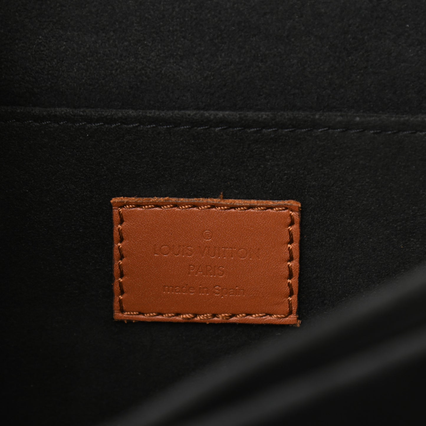 Reverse Monogram Dauphine MM