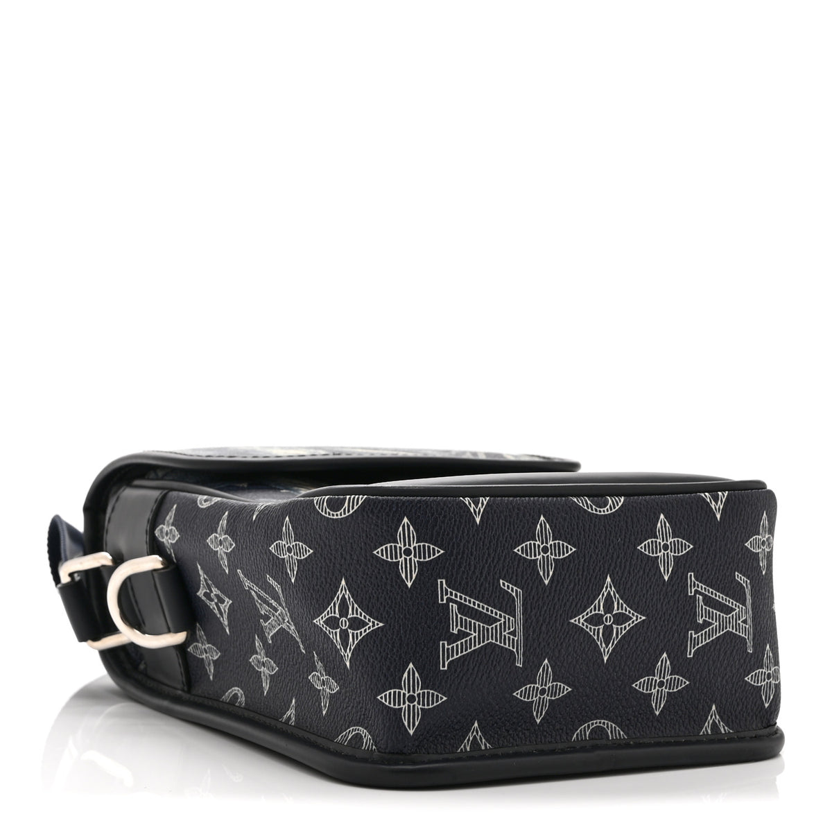 Savane Monogram Elephant Chapman Messenger BB Encre