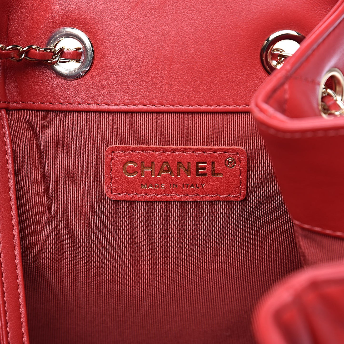Lambskin Quilted Chain Drawstring Bag Red