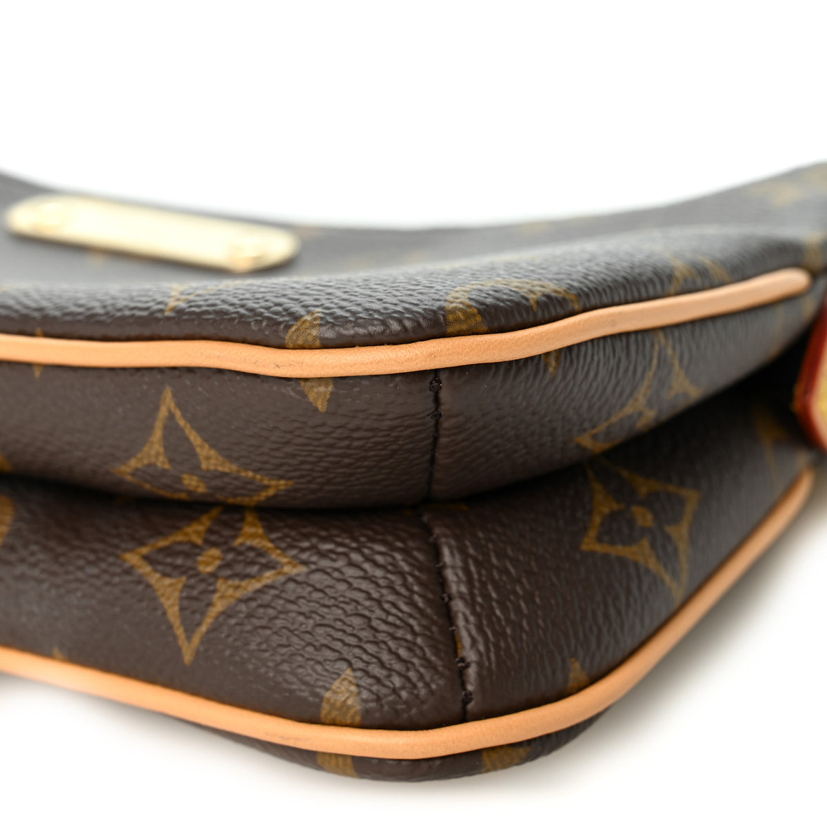 Louis Vuitton Monogram Liv Pochette 11 of 11