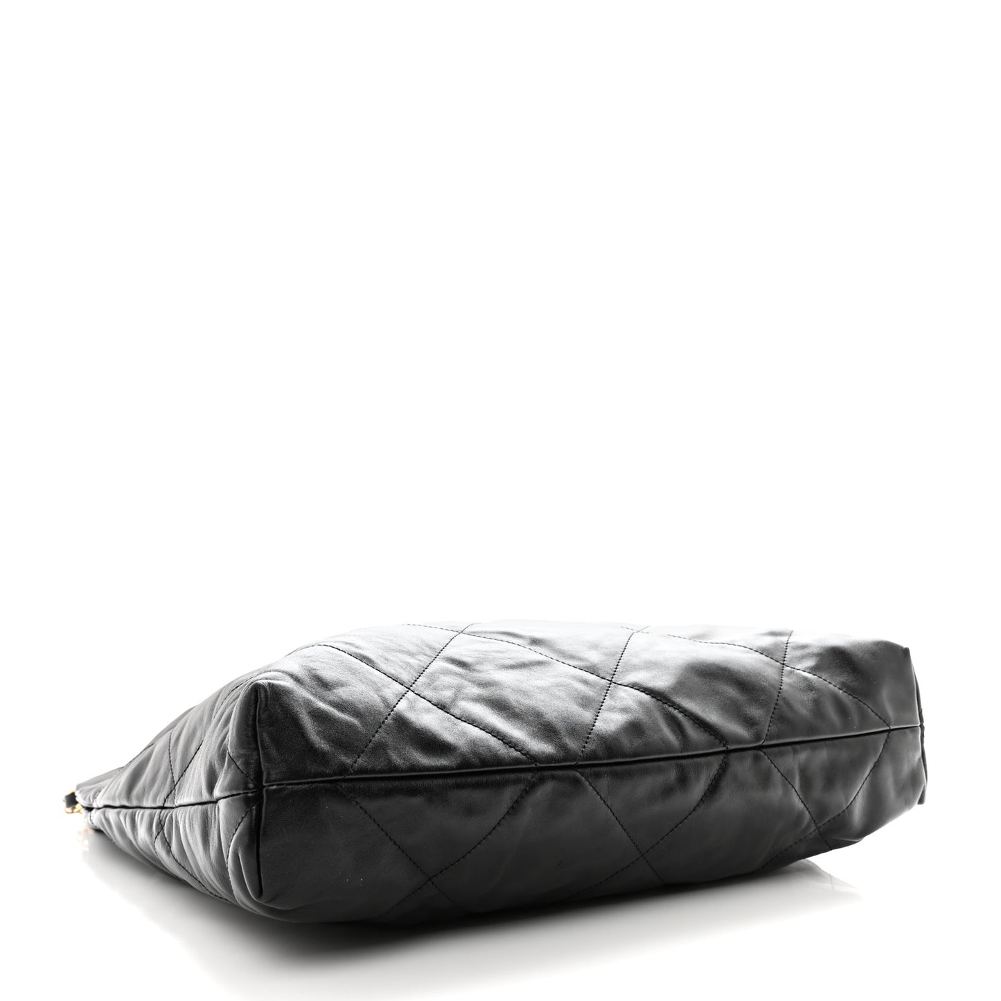 Shiny Calfskin Quilted Chanel 22 Black