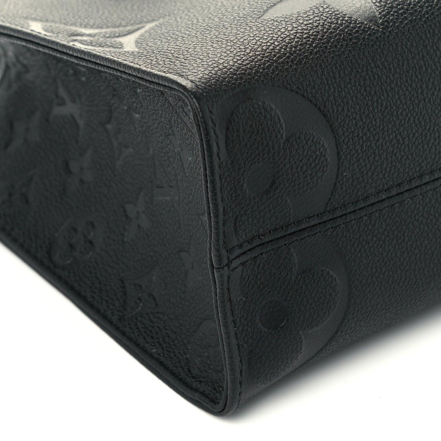 Empreinte Monogram Giant Onthego PM Black