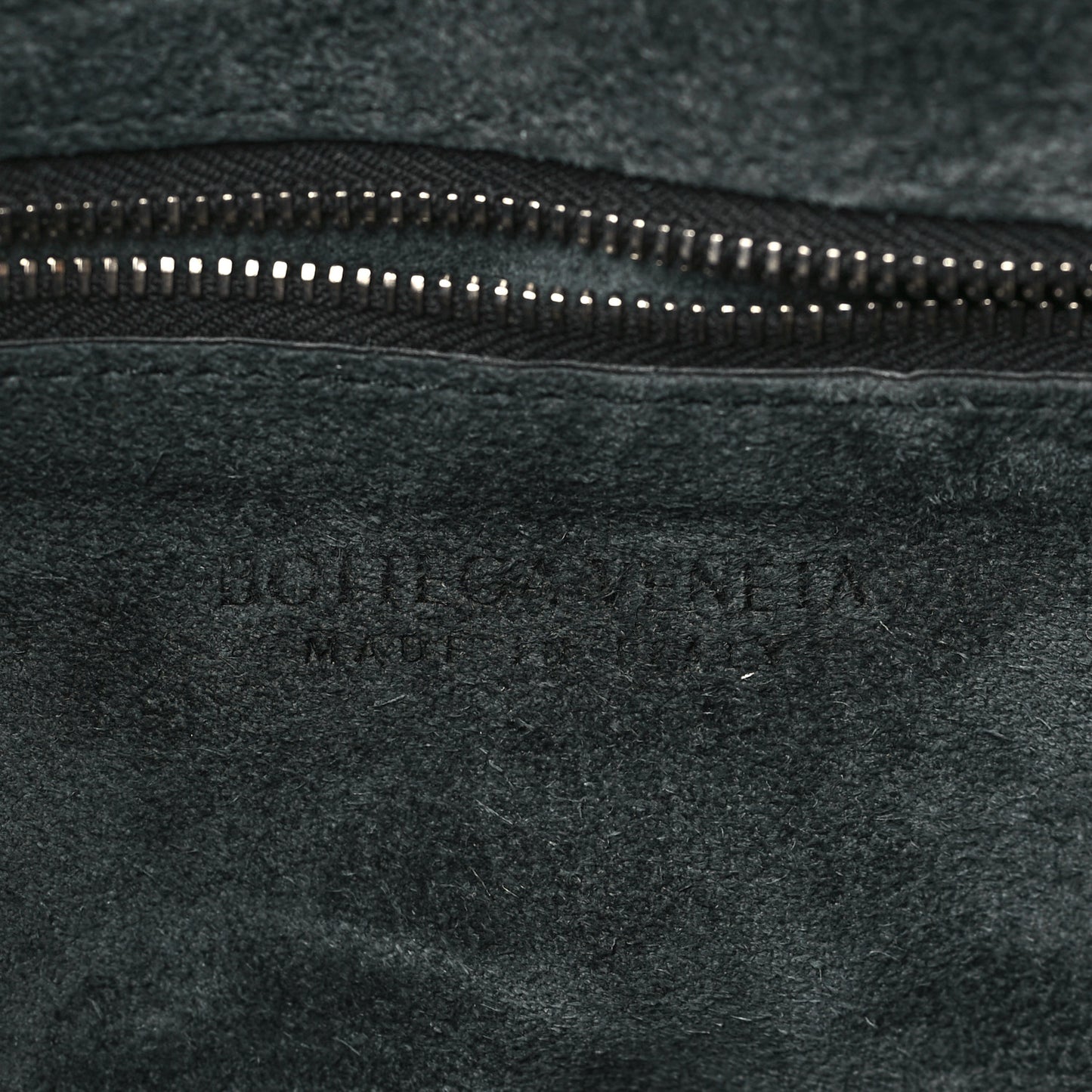 Metallic Crushed Calfskin Maxi Intrecciato Cassette Crossbody Bag Anchor