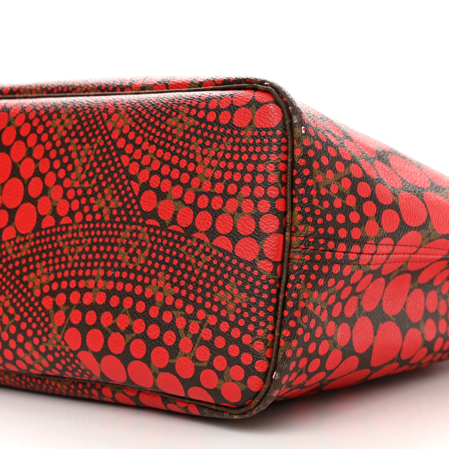 Monogram Kusama Waves Neverfull MM Red