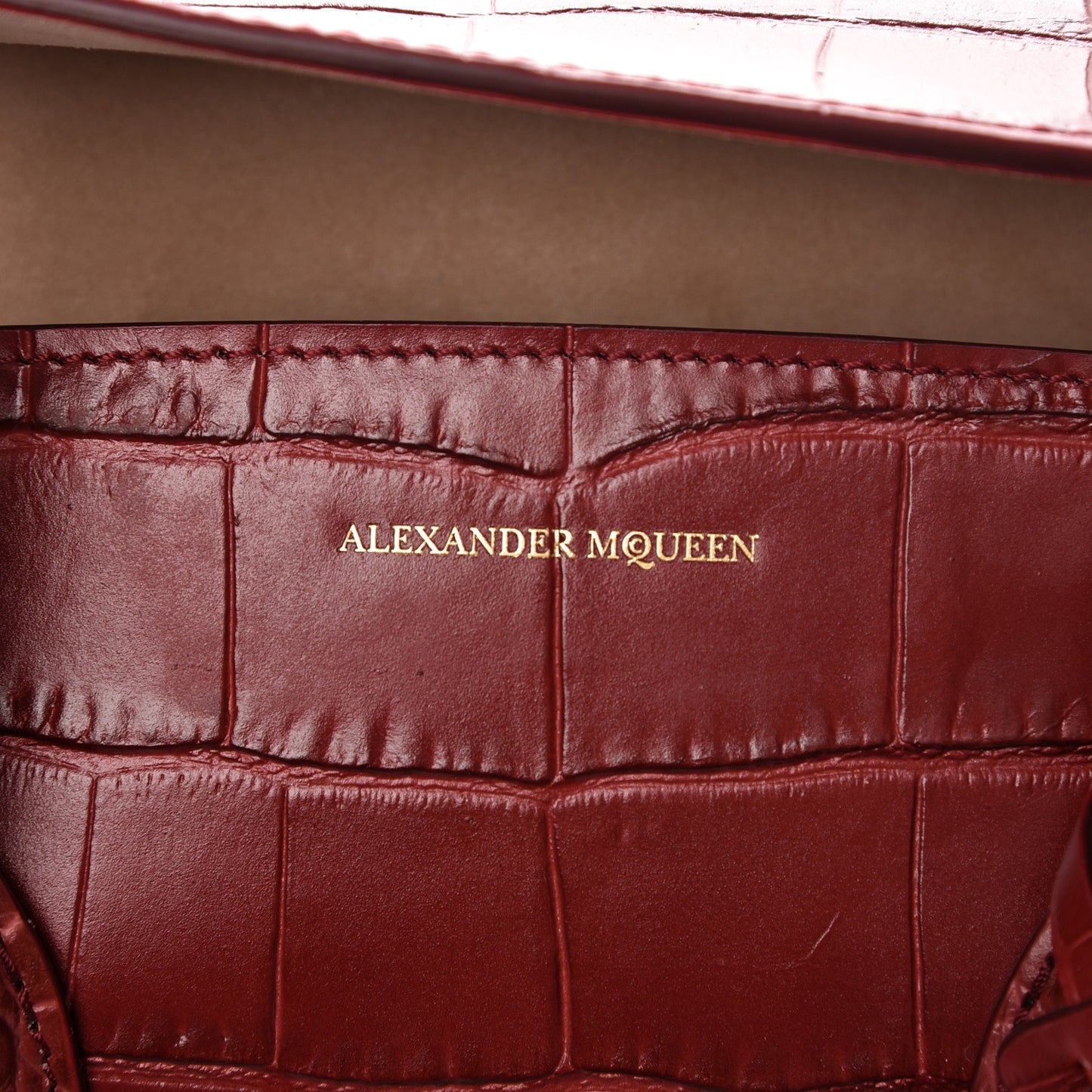 Calfskin Crocodile Embossed Heroine 30 Red