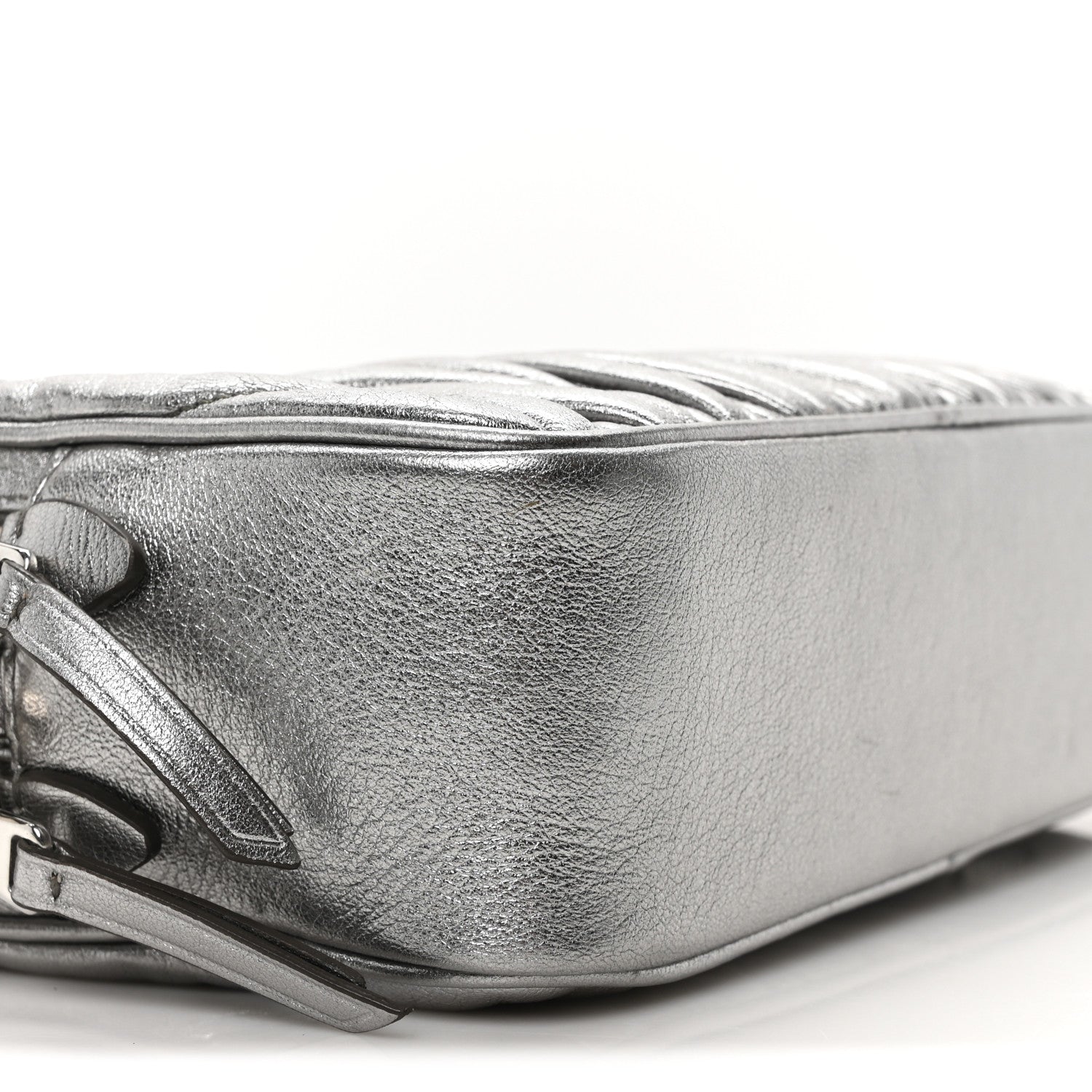 Miu Miu Metallic Nappa Matelasse Double Zip Pochette Clutch Cromo 9 of 10