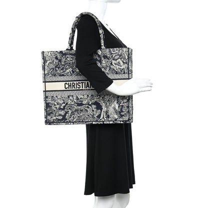 Christian Dior Canvas Embroidered Large Dioriviera Toile De Jouy Reverse Book Tote Blue 2 of 13