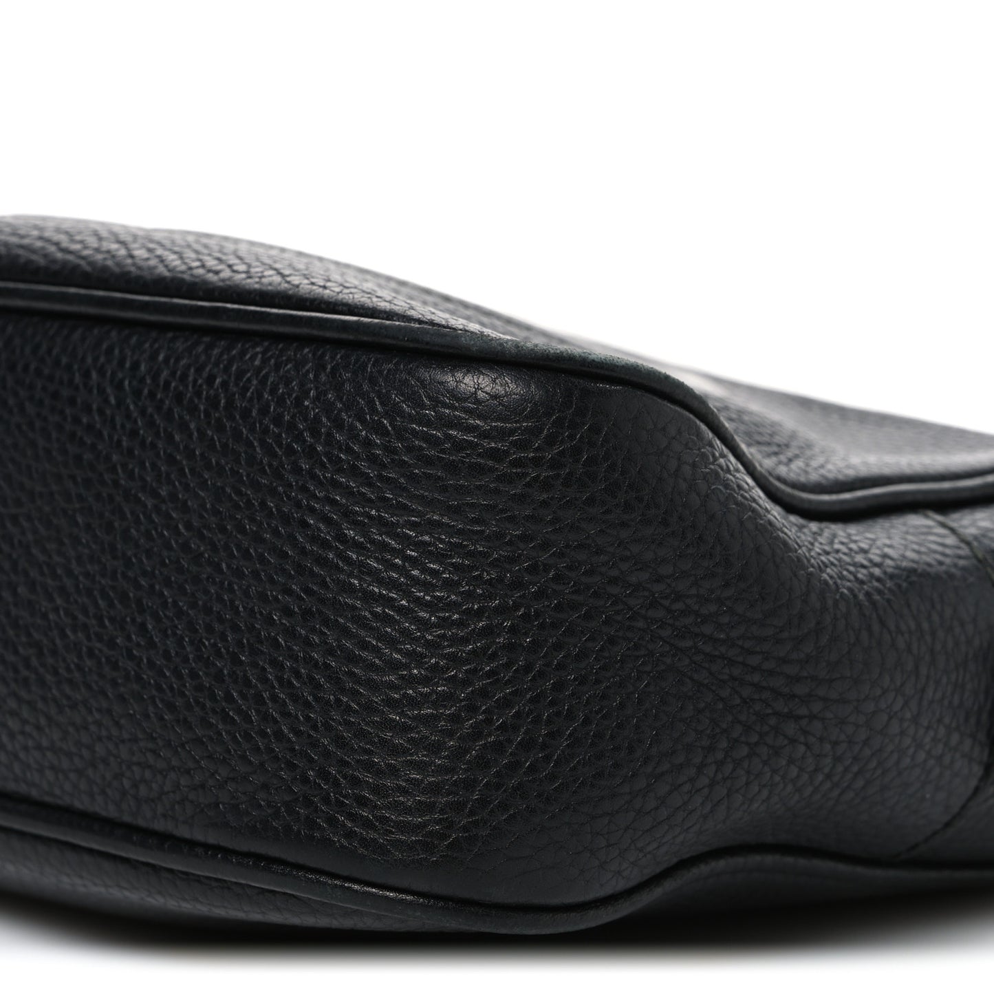 Pebbled Calfskin Small Soho Disco Bag Black