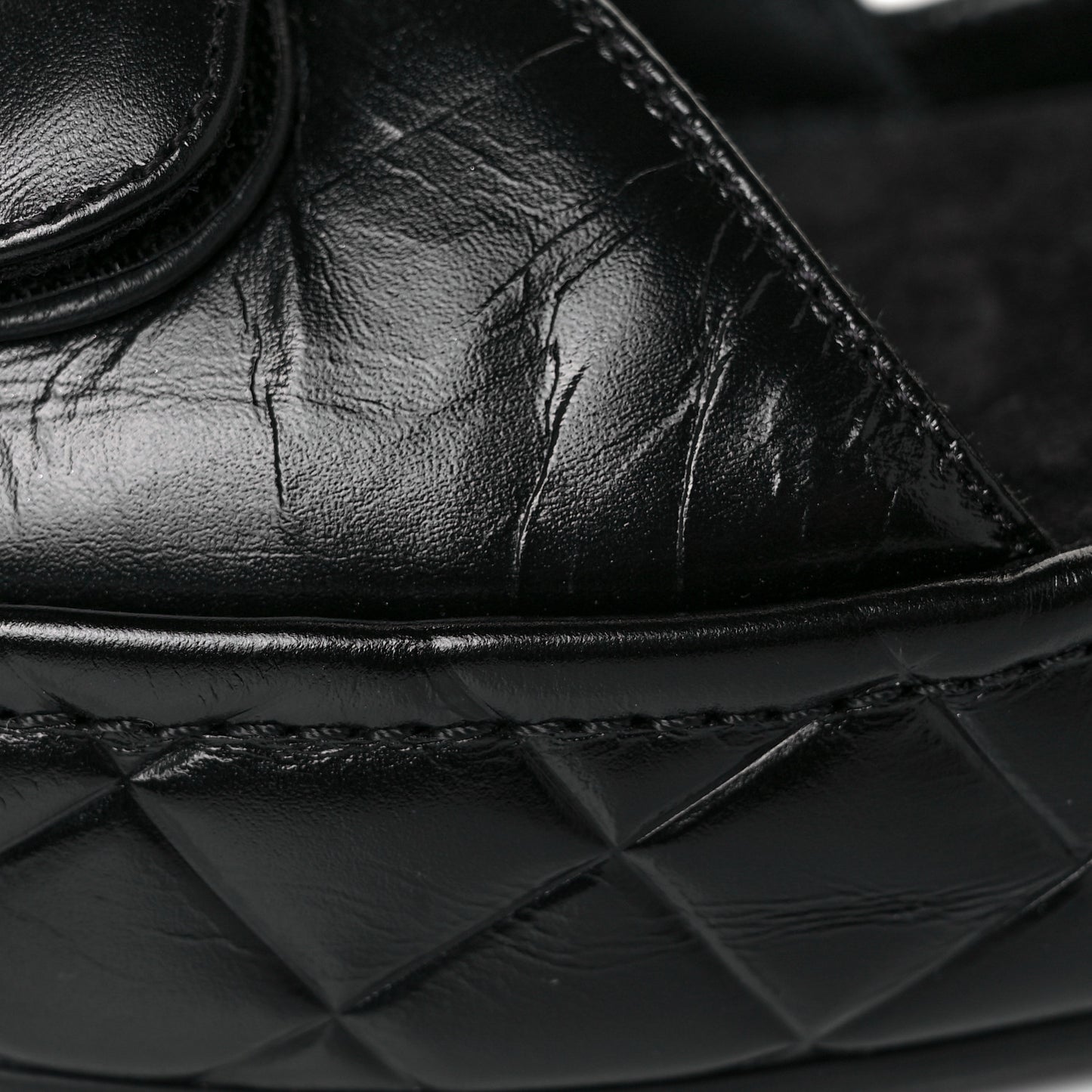 Shiny Calfskin Logo Platform Sandals 39 Black