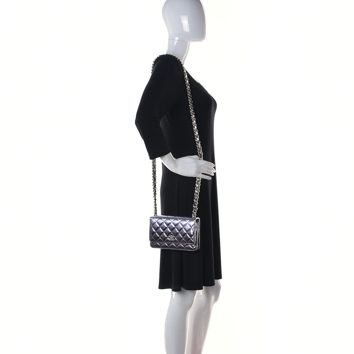 Gradient Metallic Lambskin Quilted Like A Wallet Wallet On Chain WOC Silvery Black