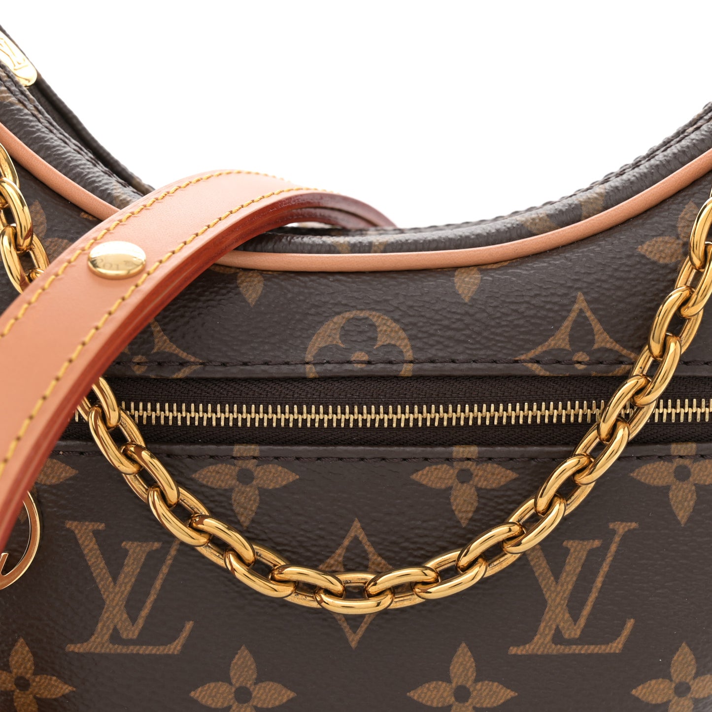 Monogram Loop