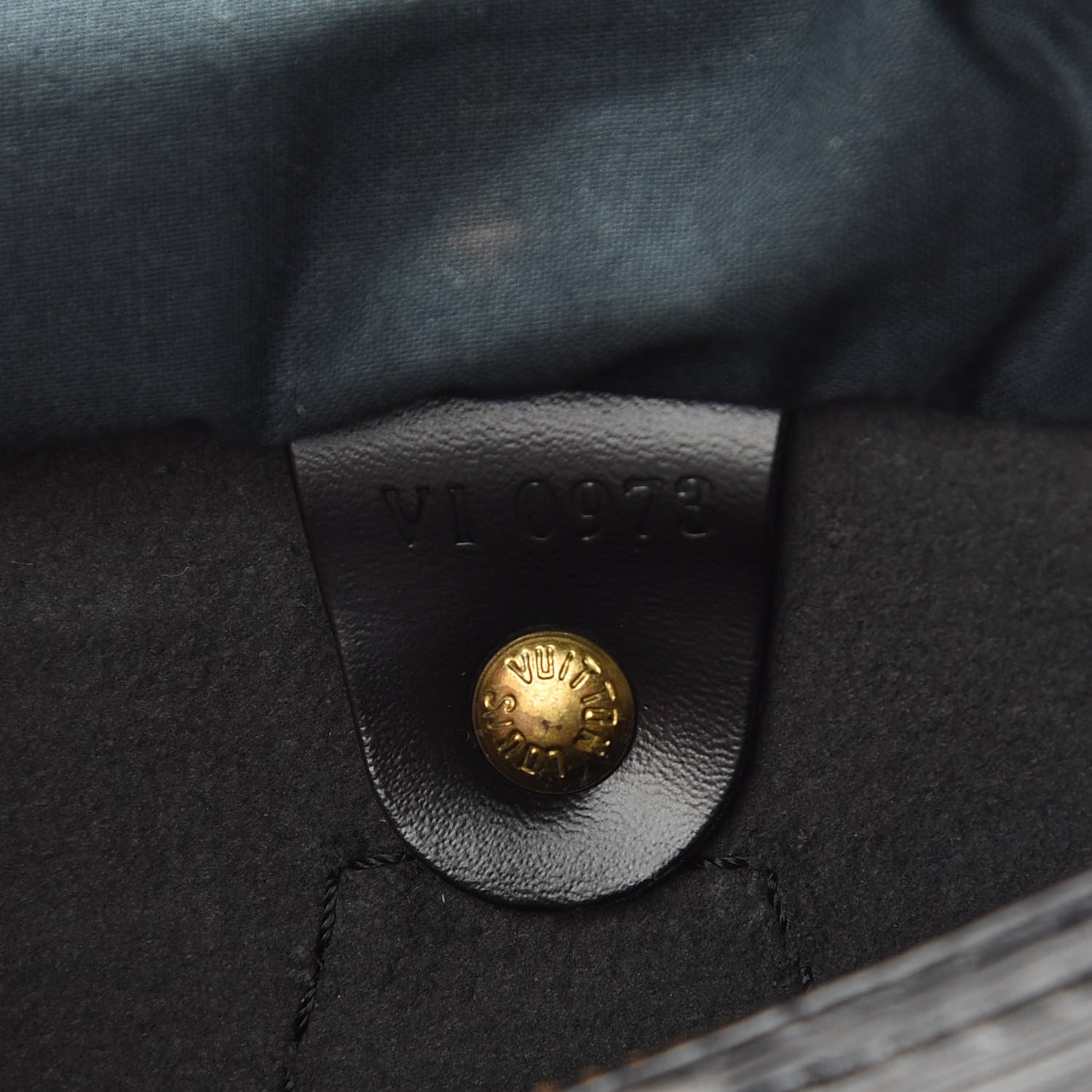 Louis Vuitton Epi Speedy 25 Black 6 of 10