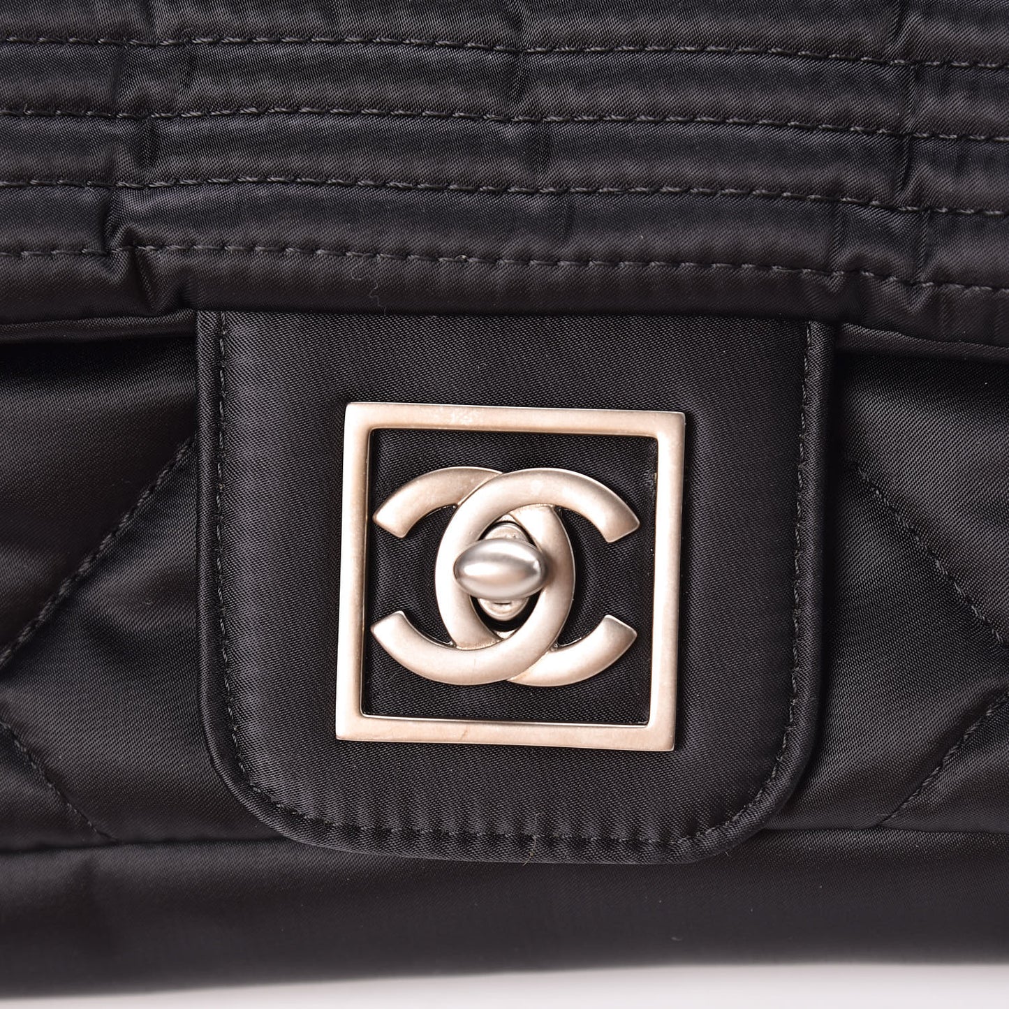 Nylon Ski Sport Flap Black