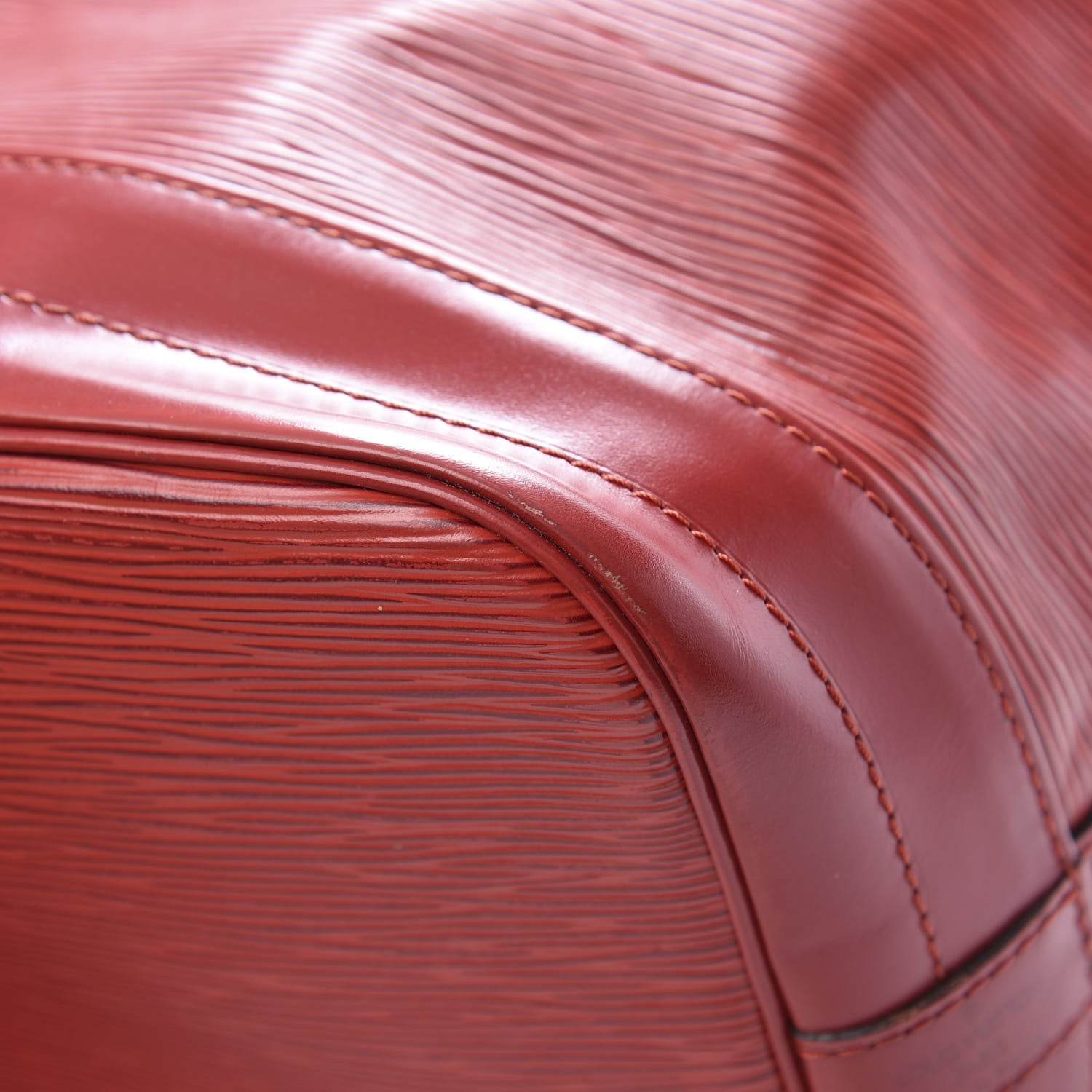 Louis Vuitton Epi Noe Castillan Red 10 of 16