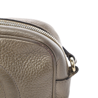 Gucci Metallic Pebbled Calfskin Small Soho Disco Bag Golden Beige 15 of 23