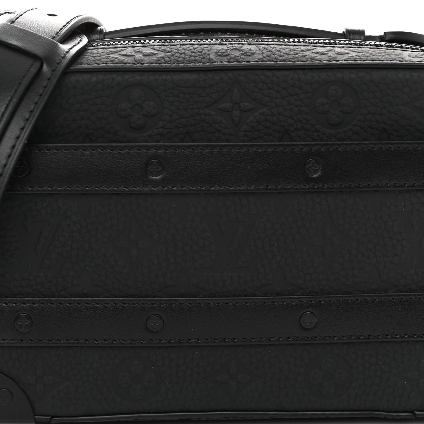 Taurillon Monogram Soft Trunk Black
