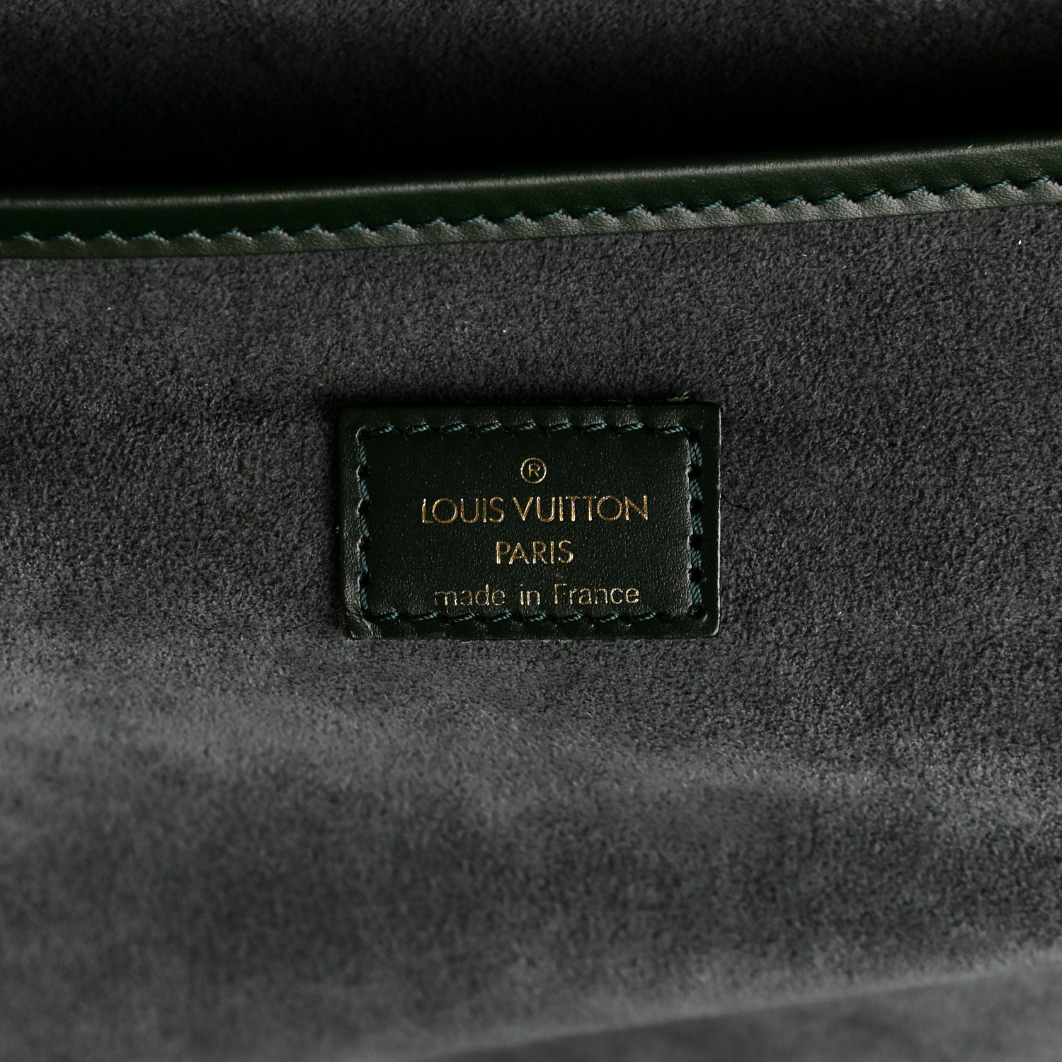 Louis Vuitton Taiga Helanga 1 Poche Epicea 5 of 12
