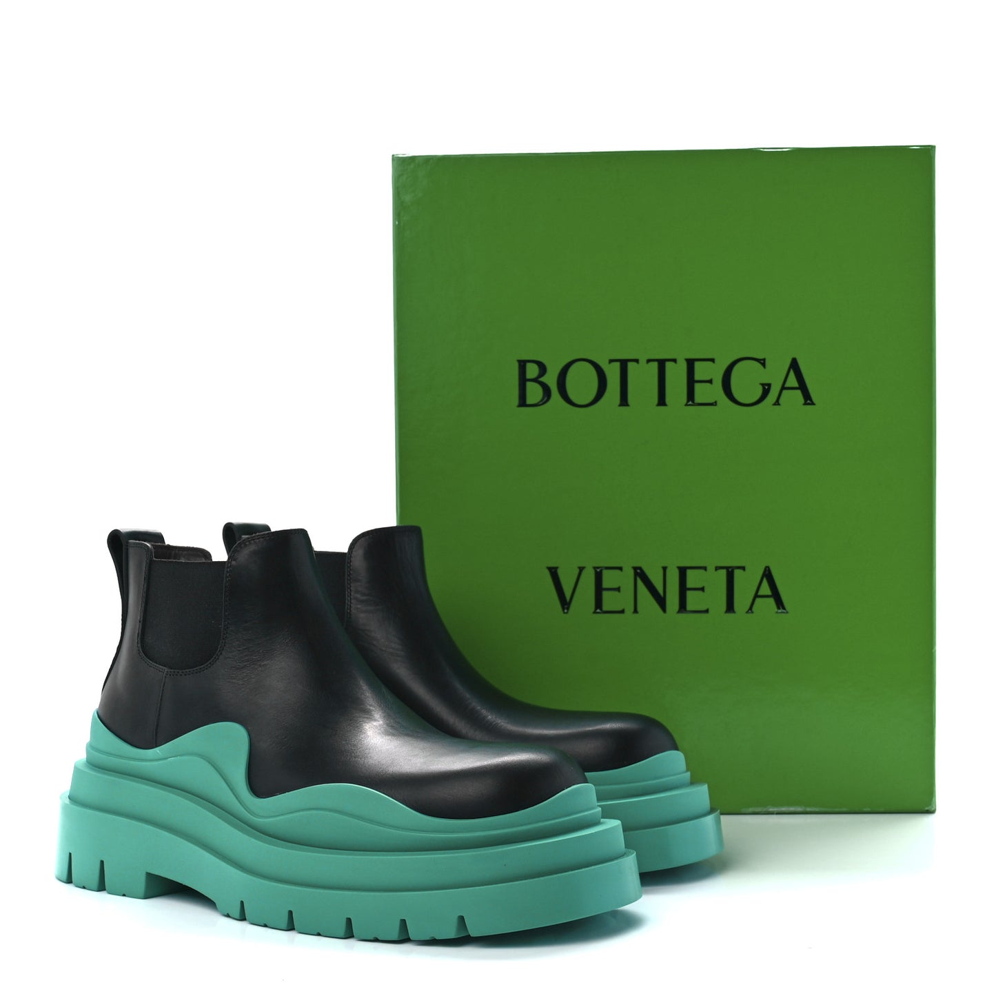 Calfskin The Tire Cropped Chelsea Boots 38 Black Neptune