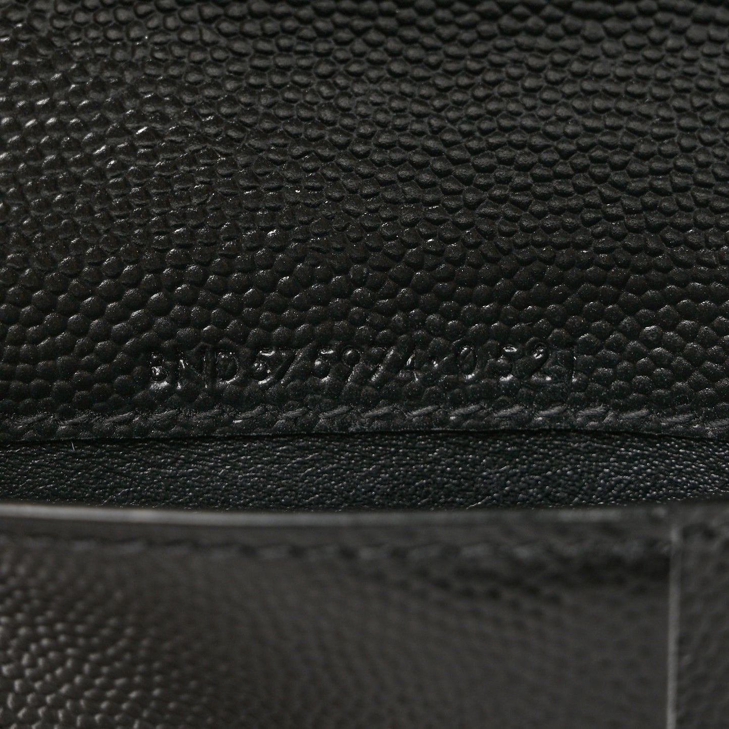 Grain De Poudre Matelasse Chevron Monogram Zipped Two-Part Wallet Black