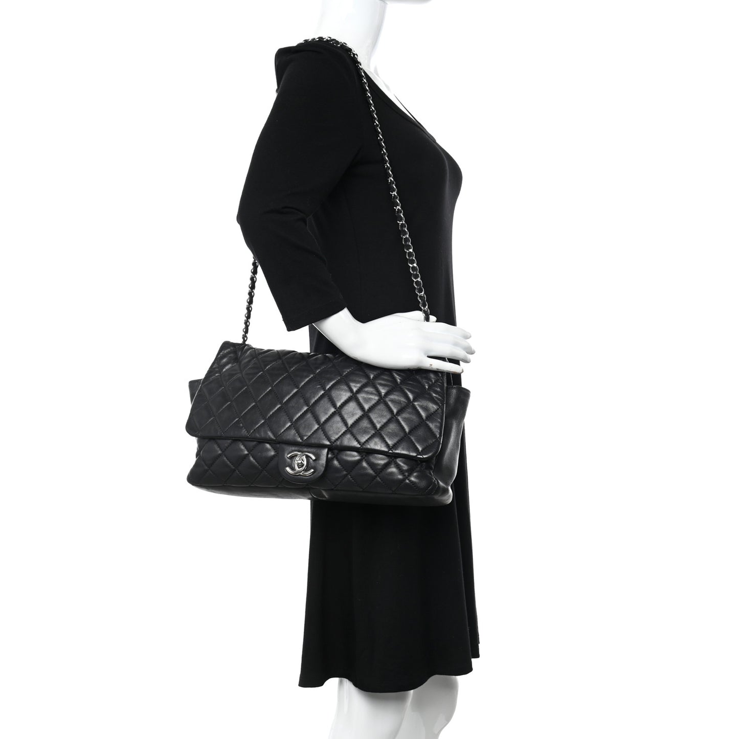 Lambskin Quilted Jumbo Coco Rain Flap Black