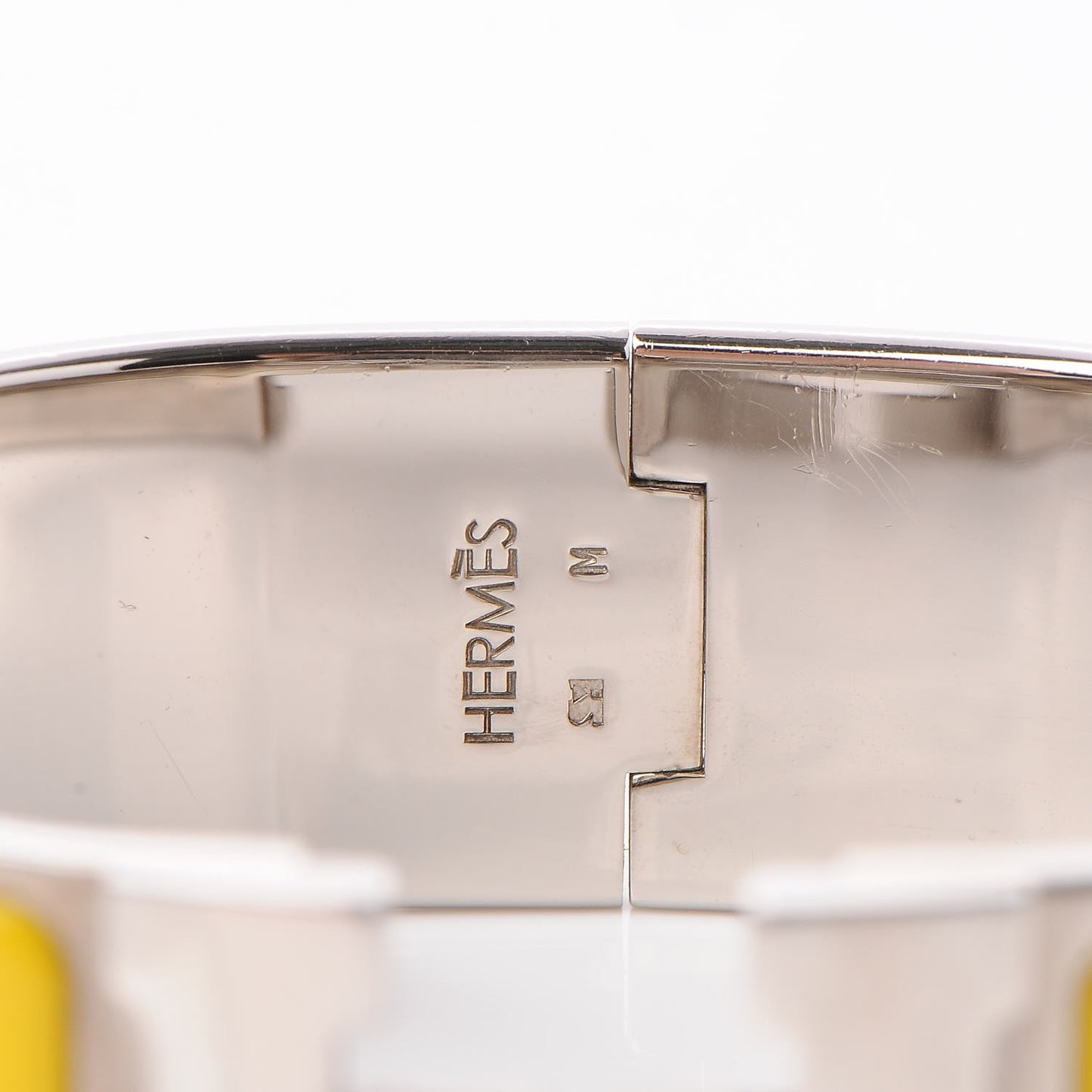 Enamel Clic Clac H Wide Bracelet GM Jaune Soleil