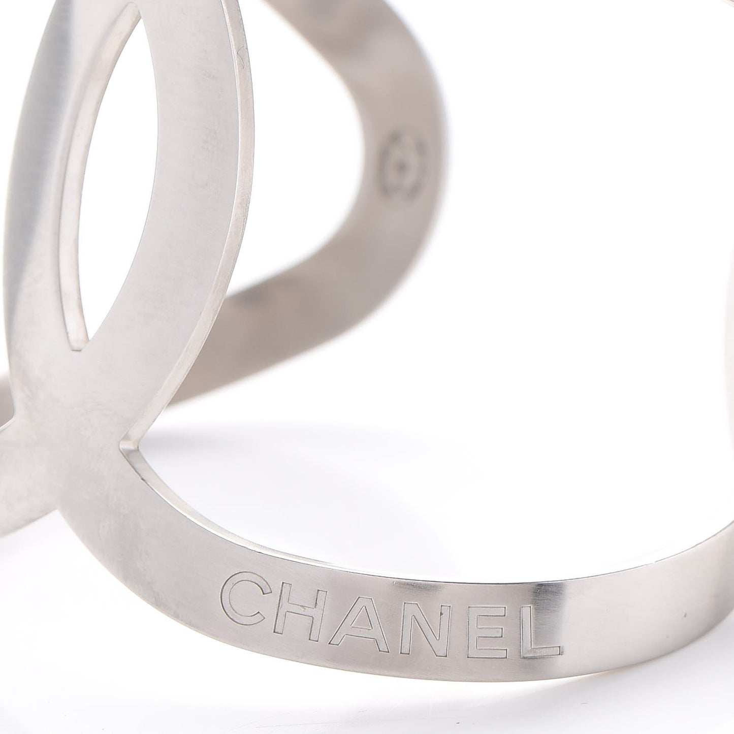 Metal CC Cuff Silver