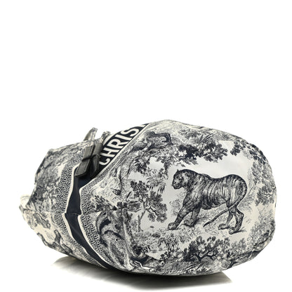 Christian Dior Technical Fabric Embroidered Toile De Jouy Sauvage DiorTravel Pouch Blue 4 of 11