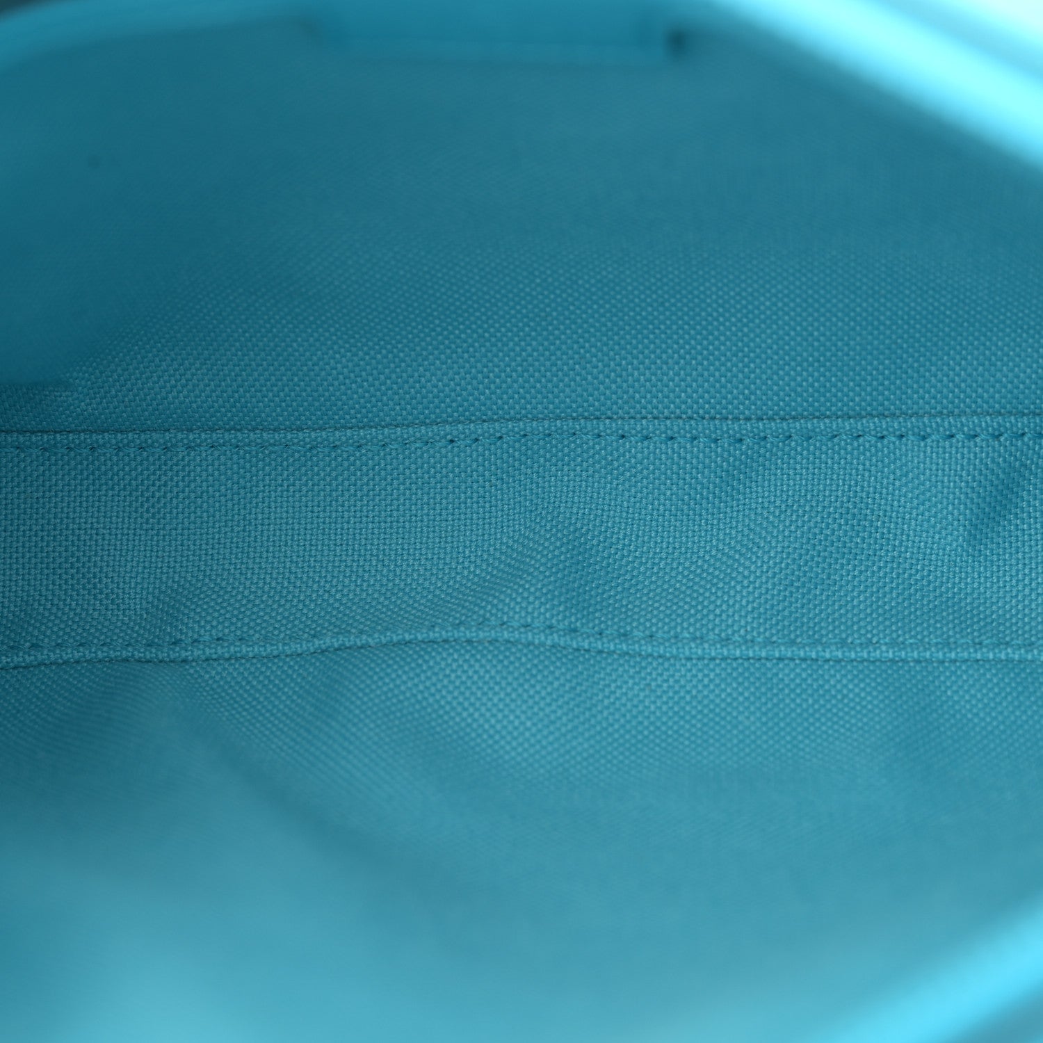 Gucci Rubber Effect Monogram GG Crossbody Bag Bright Blue 5 of 11