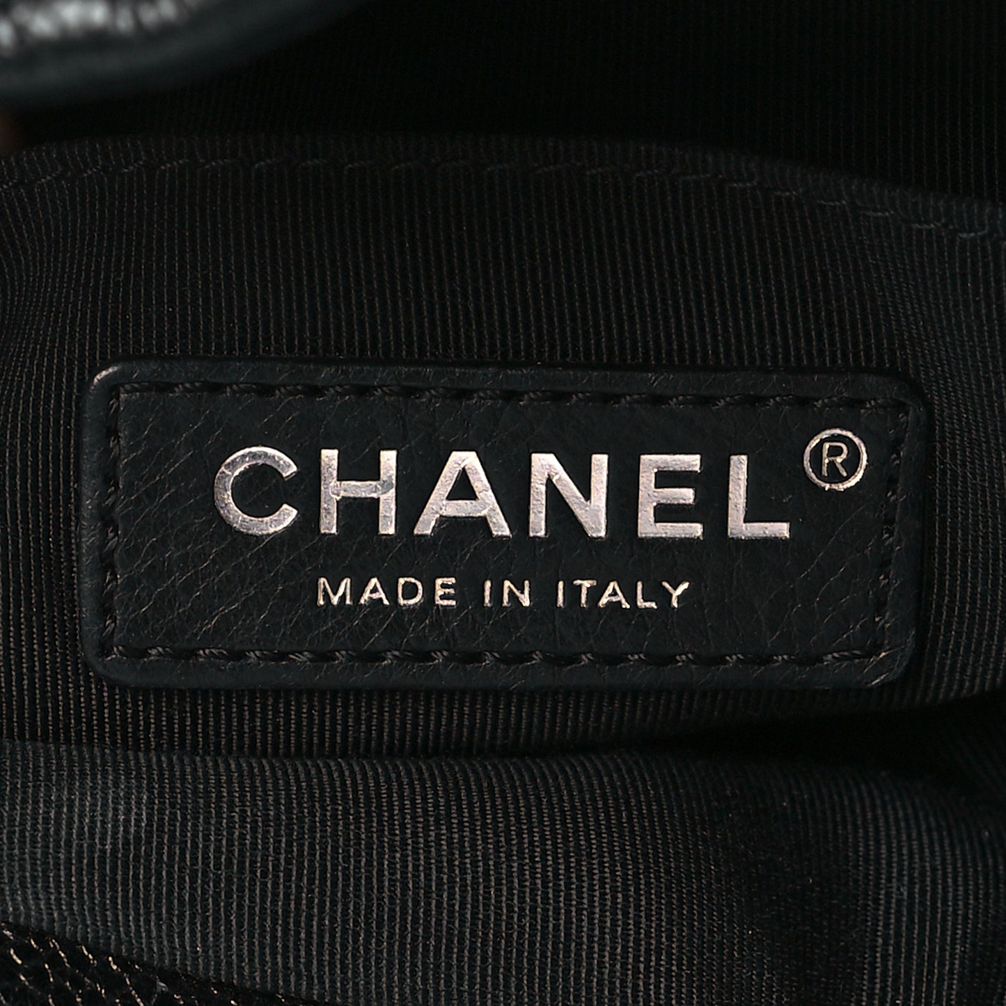 Caviar Flat Quilted CC Chain Bucket Drawstring Bag Black