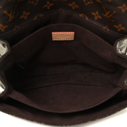 Louis Vuitton Monogram Pochette Metis 4 of 4