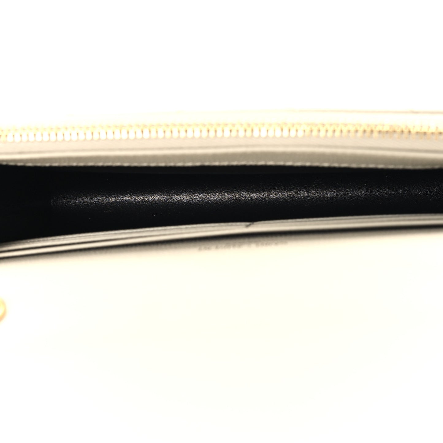 Grain De Poudre Matelasse Chevron Monogram Envelope Chain Wallet Crema Soft