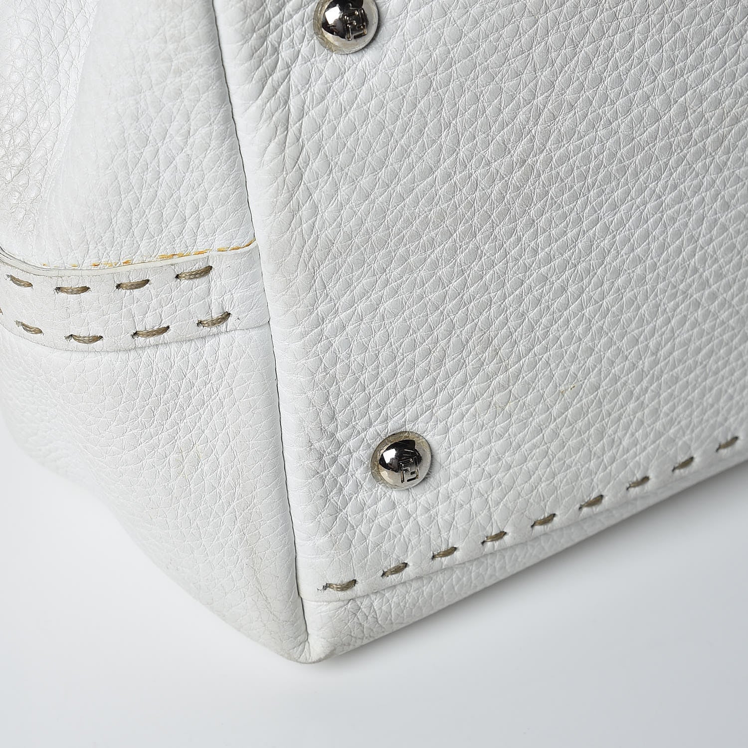 Fendi Calfskin Romano Selleria Adele 1328 Bag White 27 of 38