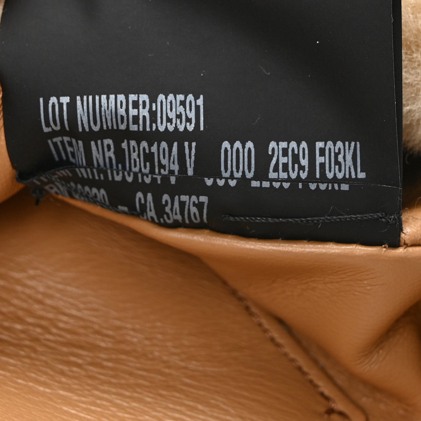 Shearling Arque Shoulder Bag Ecru Noisette