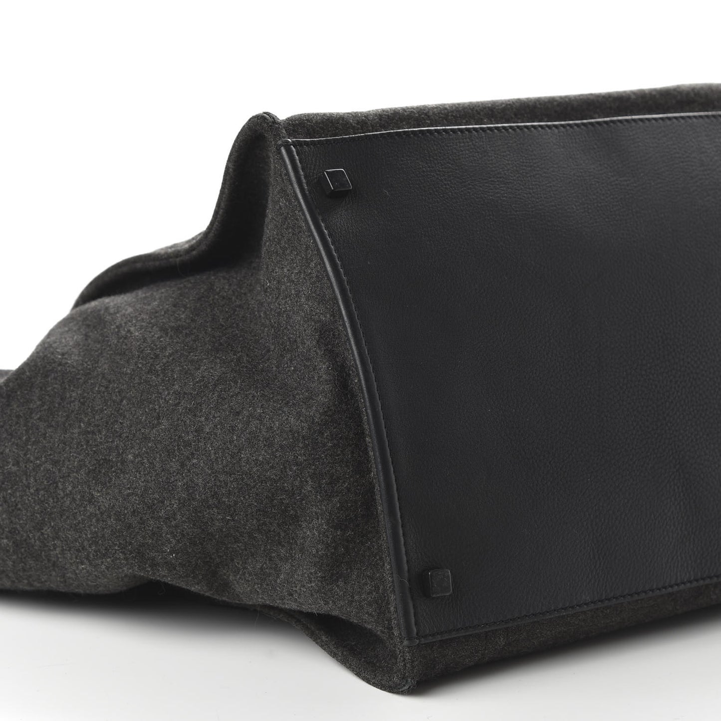 Felt Medium Phantom Luggage Grey