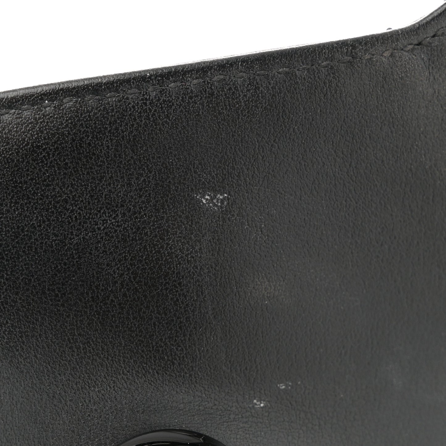 Calfskin Matelasse Monochrome Mini GG Marmont Shoulder Bag Black