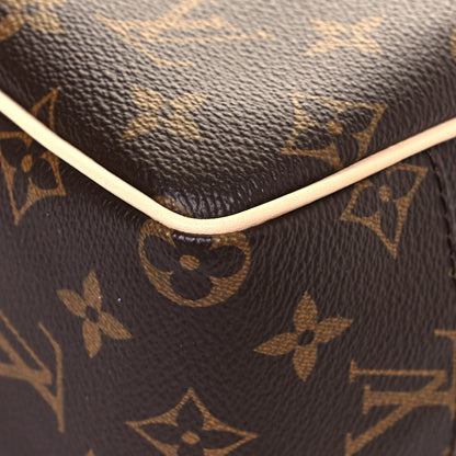 Louis Vuitton Monogram Toiletry Bag 25 9 of 12