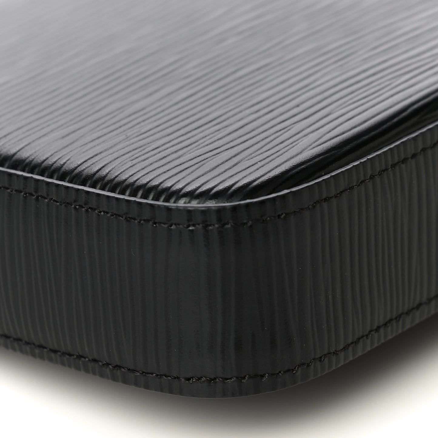 Epi Pochette Felicie Black