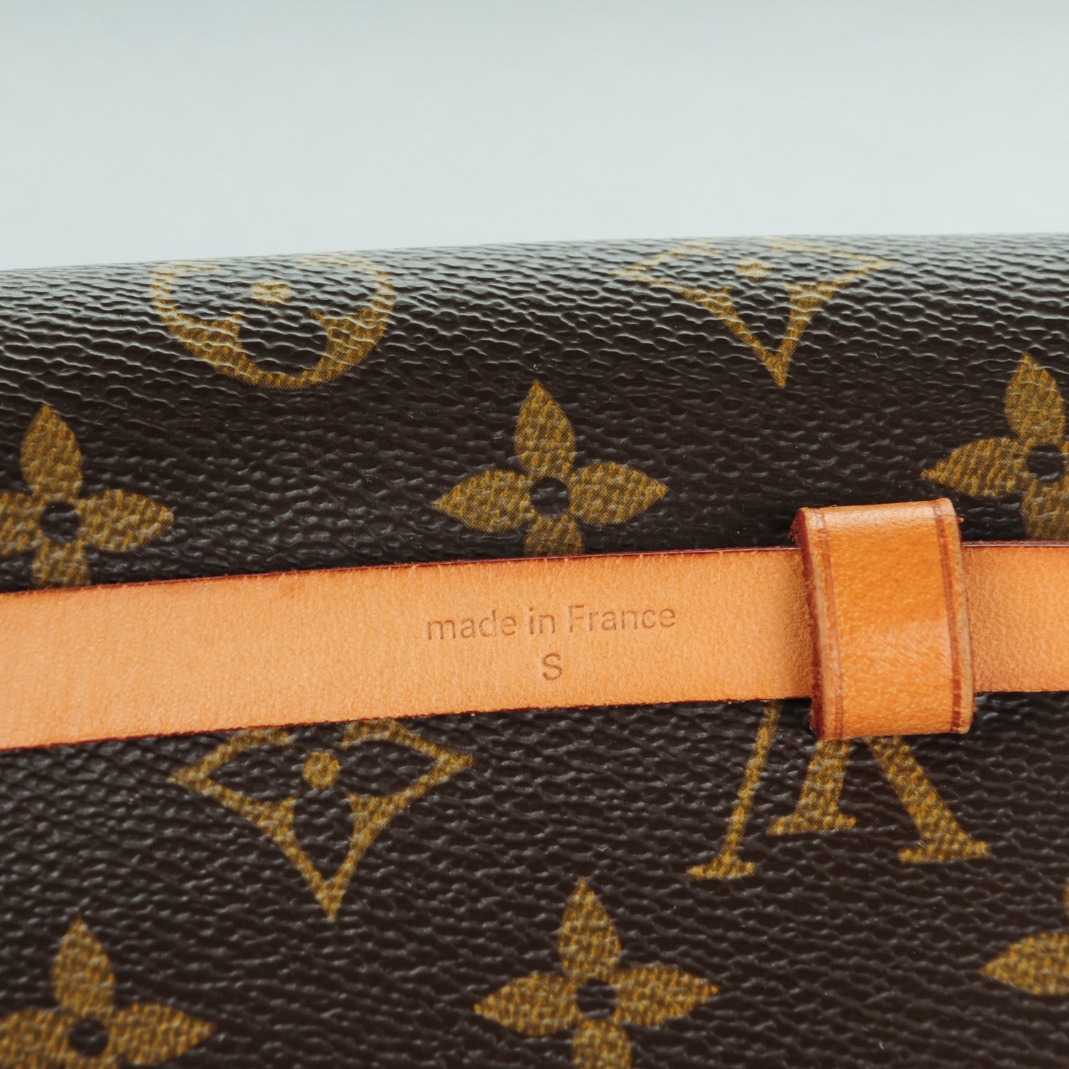 Louis Vuitton Monogram Pochette Florentine S 7 of 10